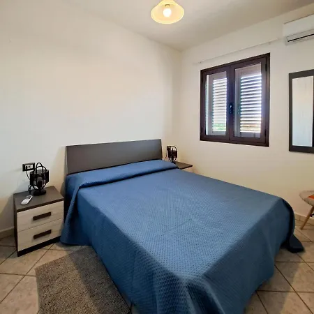 Trilocale Vicino Al Centro Di Apartmán