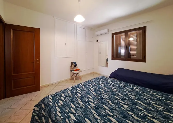 Trilocale Vicino Al Centro Di Apartman